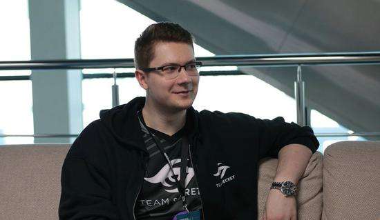 玩家先以 玩家先以